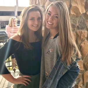 Meet your Posher, Peri